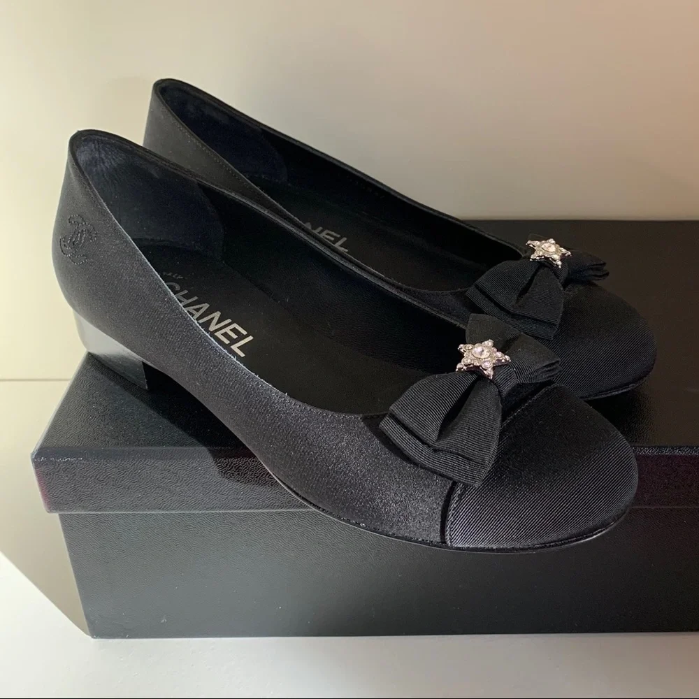 Chanel CC crystal bow cap toe ballerina flats
